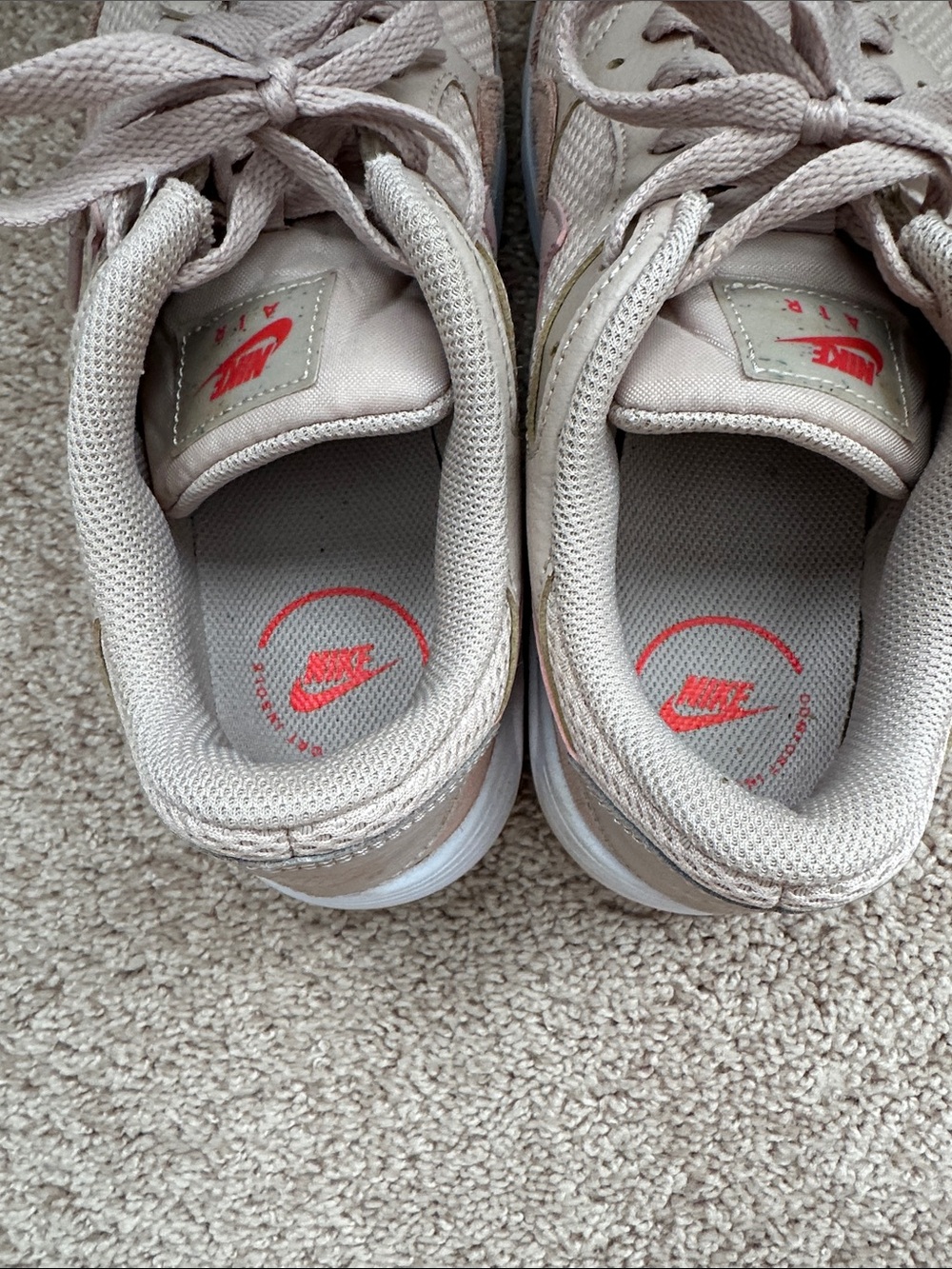 Women’s Nike Air Max Sneakers in Dusty Pink - Picture 8 of 9